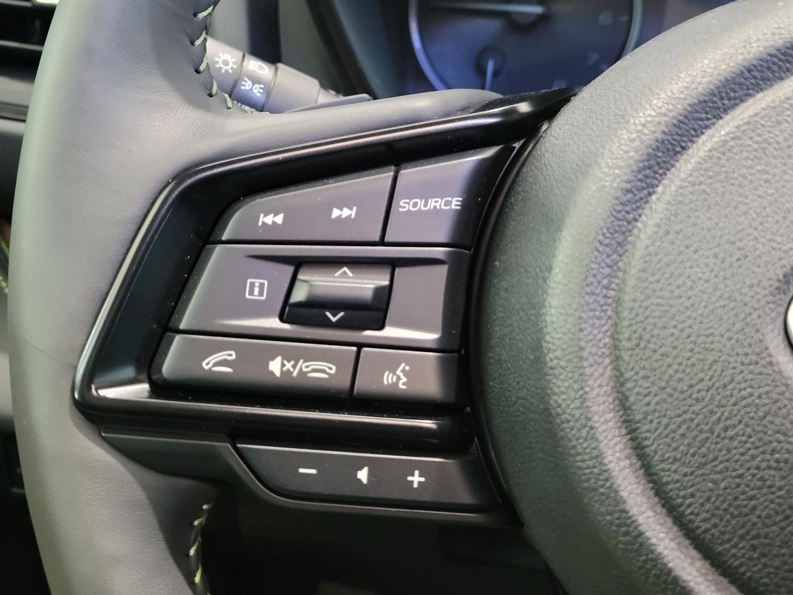 New 2026 Subaru Ascent Bronze Edition image 8