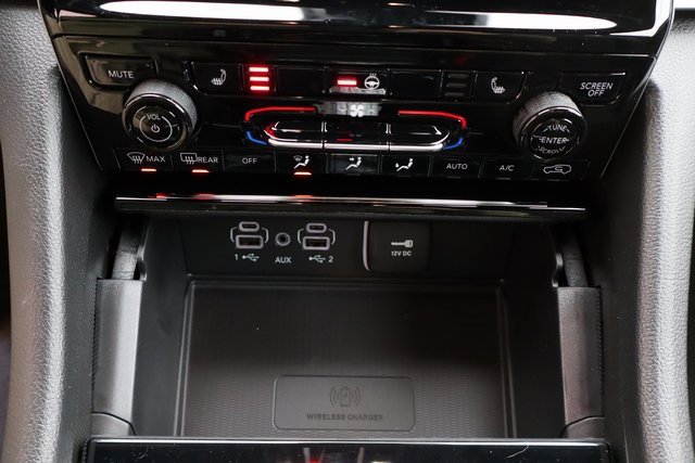 New 2025 Jeep Grand Cherokee Altitude image 20