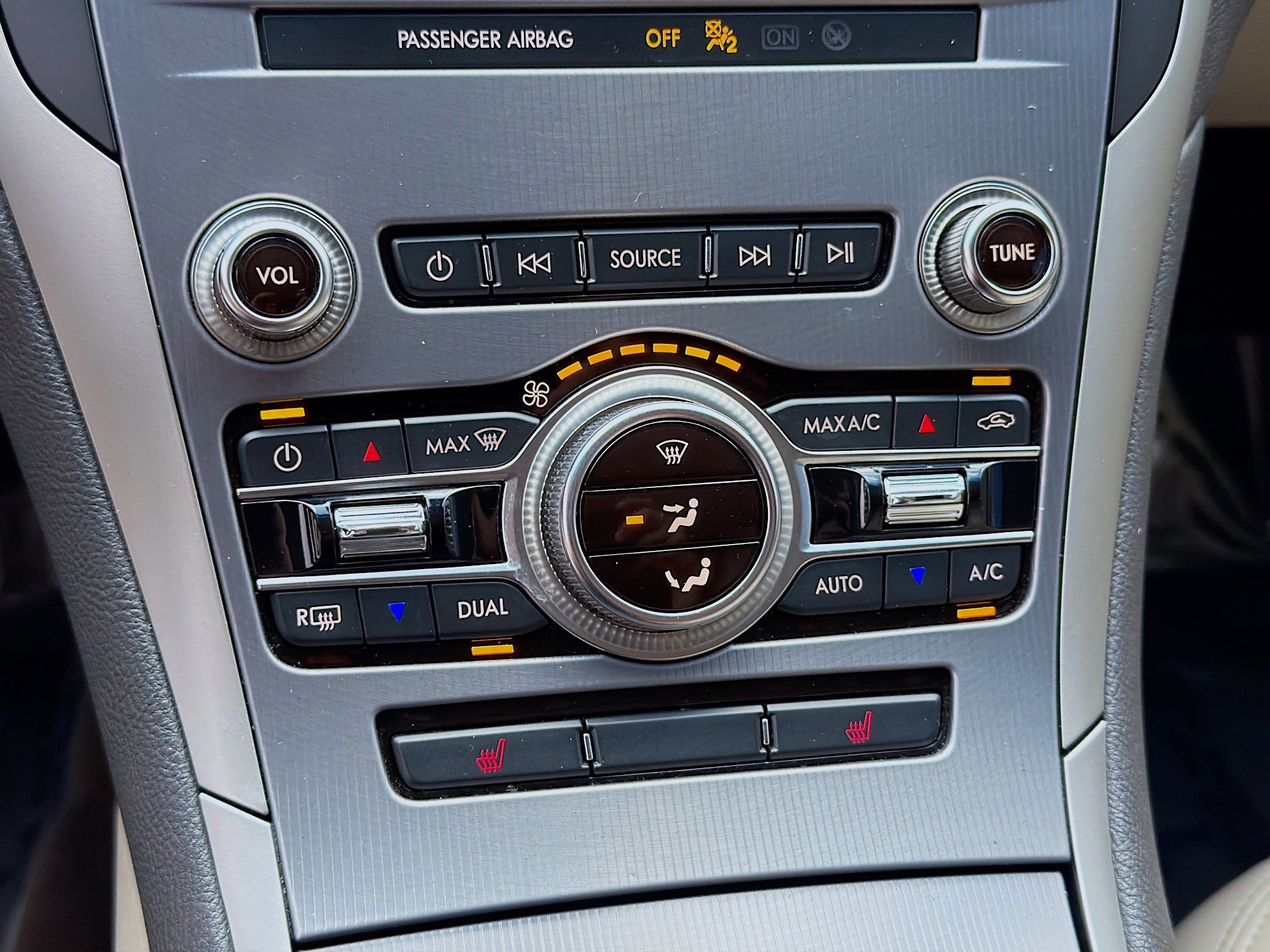 Used 2020 Lincoln MKZ FWD image 13