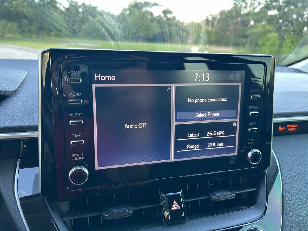 Used 2020 Toyota Corolla LE FWD image 24