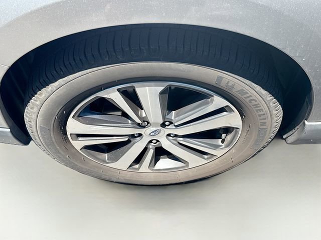 Used 2018 Subaru Outback 2.5i Limited AWD/4WD image 32