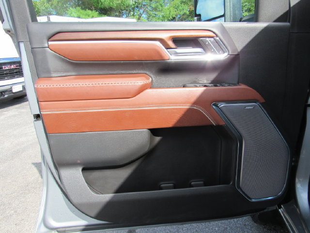 Certified 2024 GMC Sierra 2500 Denali Ultimate AWD/4WD image 12