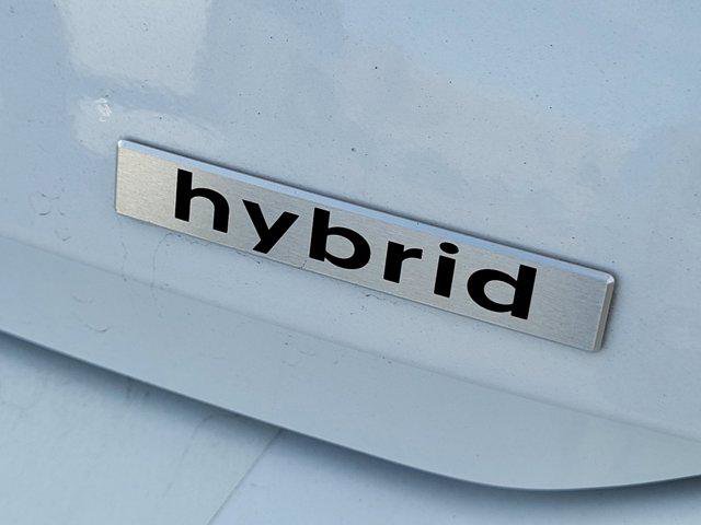 New 2025 Hyundai Elantra SEL FWD image 14