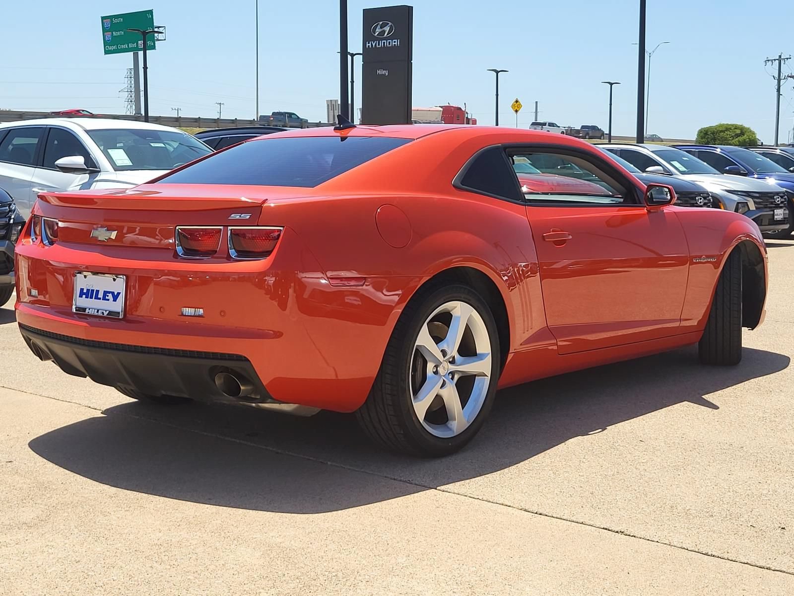 Used 2013 Chevrolet Camaro SS RWD image 4