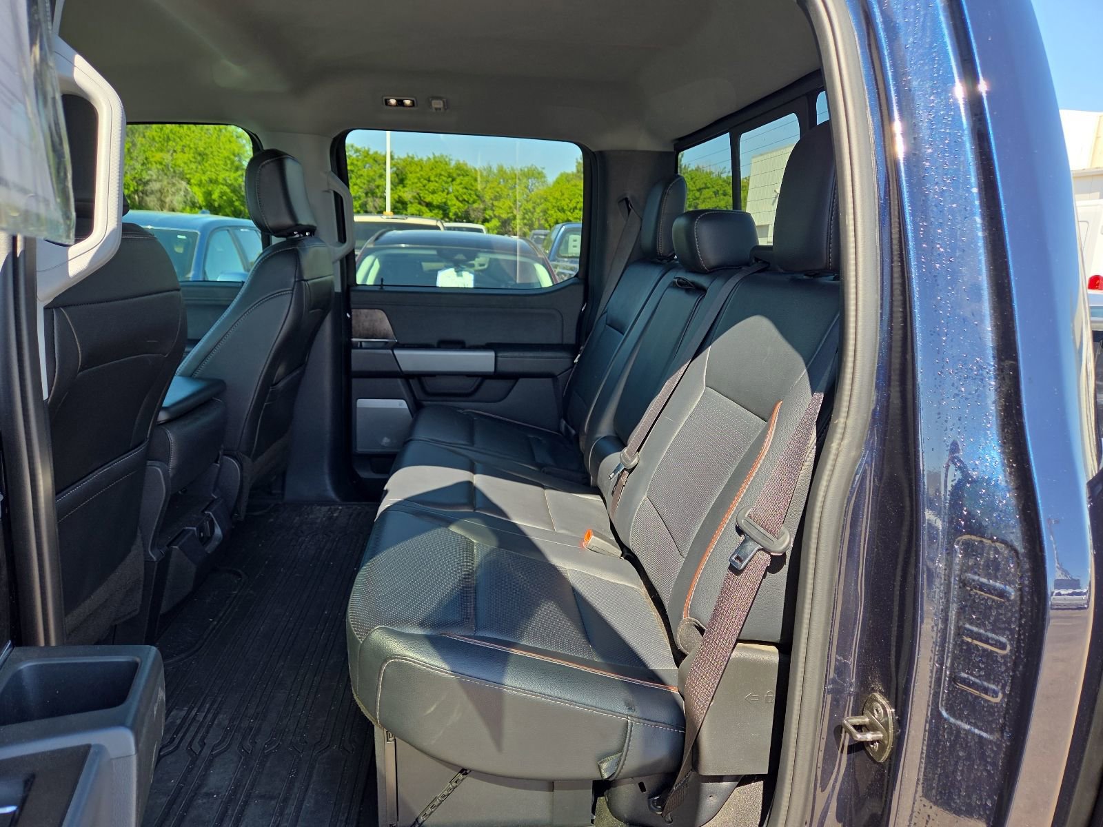 Used 2023 Ford F350 Lariat w/ Sport Appearance Package AWD/4WD image 14