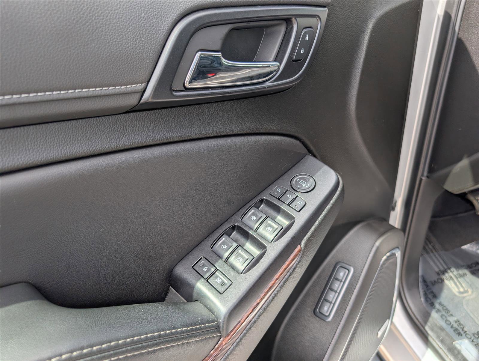 Used 2019 GMC Yukon SLT w/ Open Road Package image 9