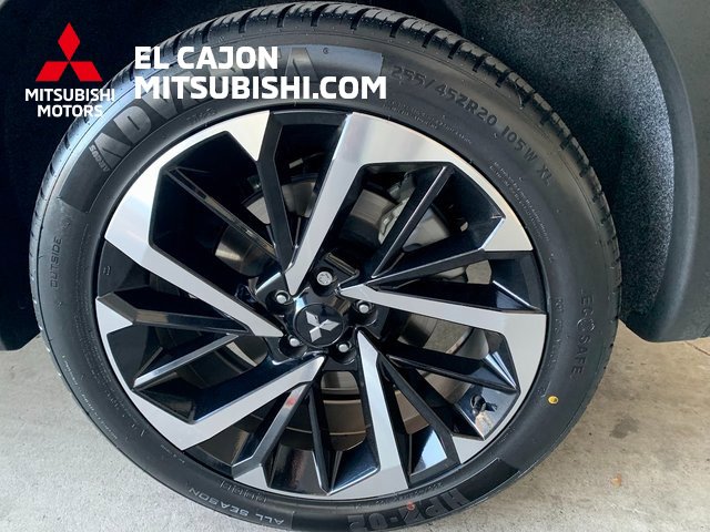 Used 2023 Mitsubishi Outlander SEL 40th Anniversary image 7