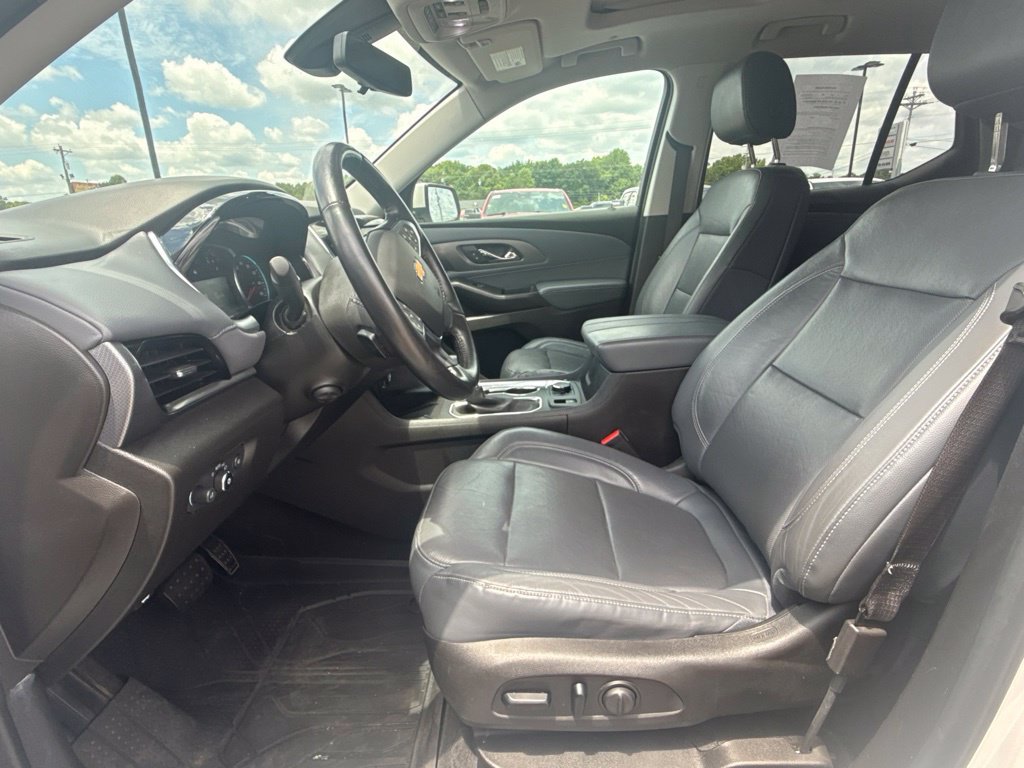 Used 2021 Chevrolet Traverse Premier w/ LPO, Floor Liner Package AWD/4WD image 12