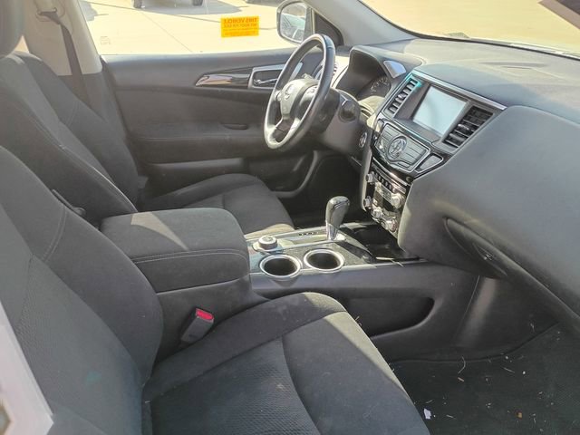 Used 2014 Nissan Pathfinder SV w/ Trailer Tow Package image 9