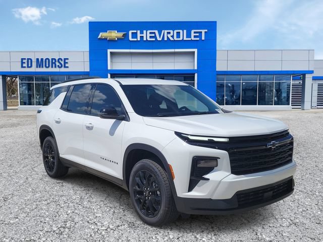 New 2026 Chevrolet Traverse LT w/ Midnight/Sport Edition FWD image 2