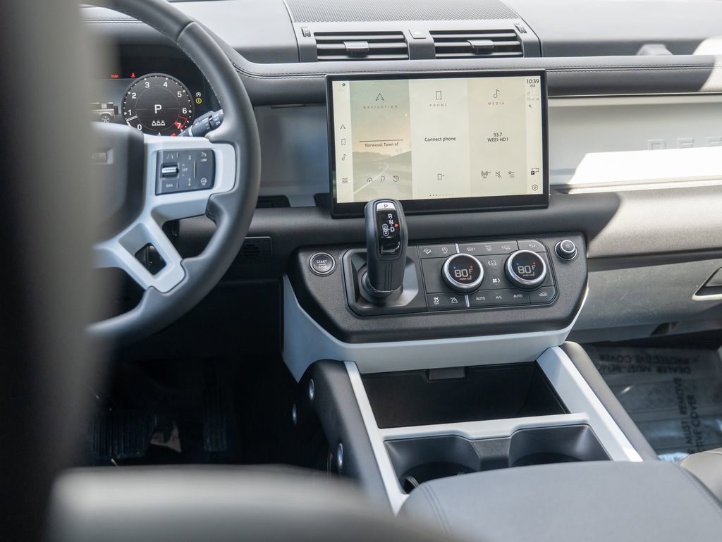 Certified 2025 Land Rover Defender 110 S image 21