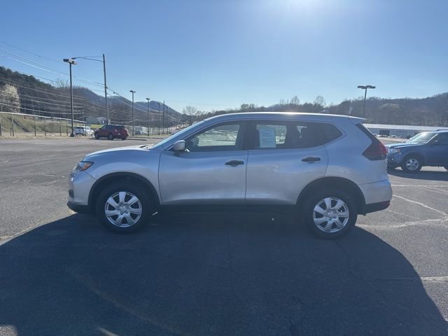 Used 2019 Nissan Rogue S image 5