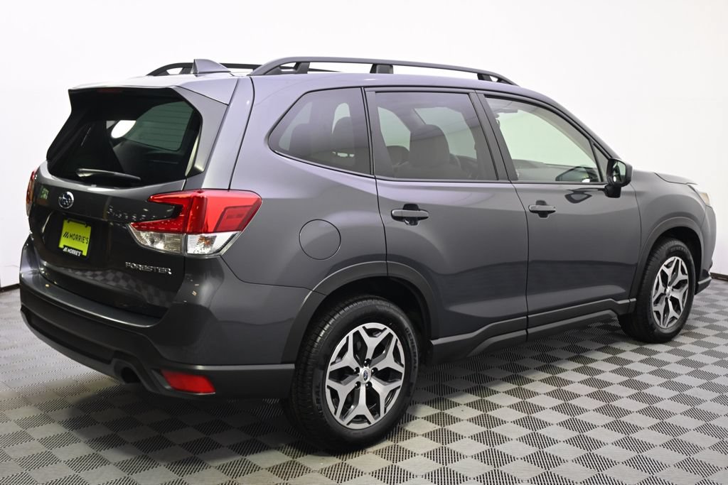 Used 2022 Subaru Forester Premium AWD/4WD image 7