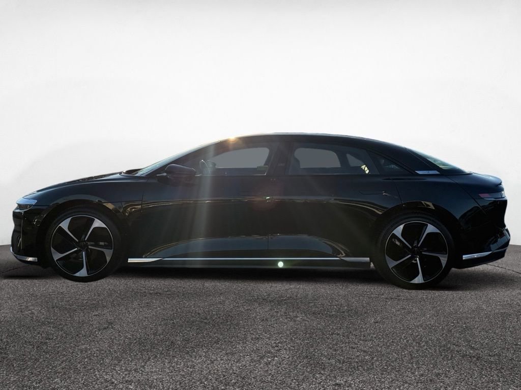 Used 2024 Lucid Air Touring image 2