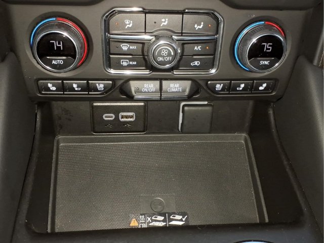 Used 2023 Chevrolet Suburban High Country w/ Premium Package AWD/4WD image 22