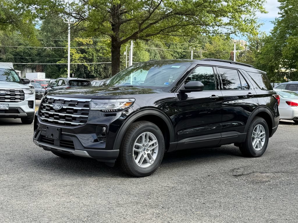 New 2027 Ford Explorer Active w/ Active Comfort Package AWD/4WD image 3
