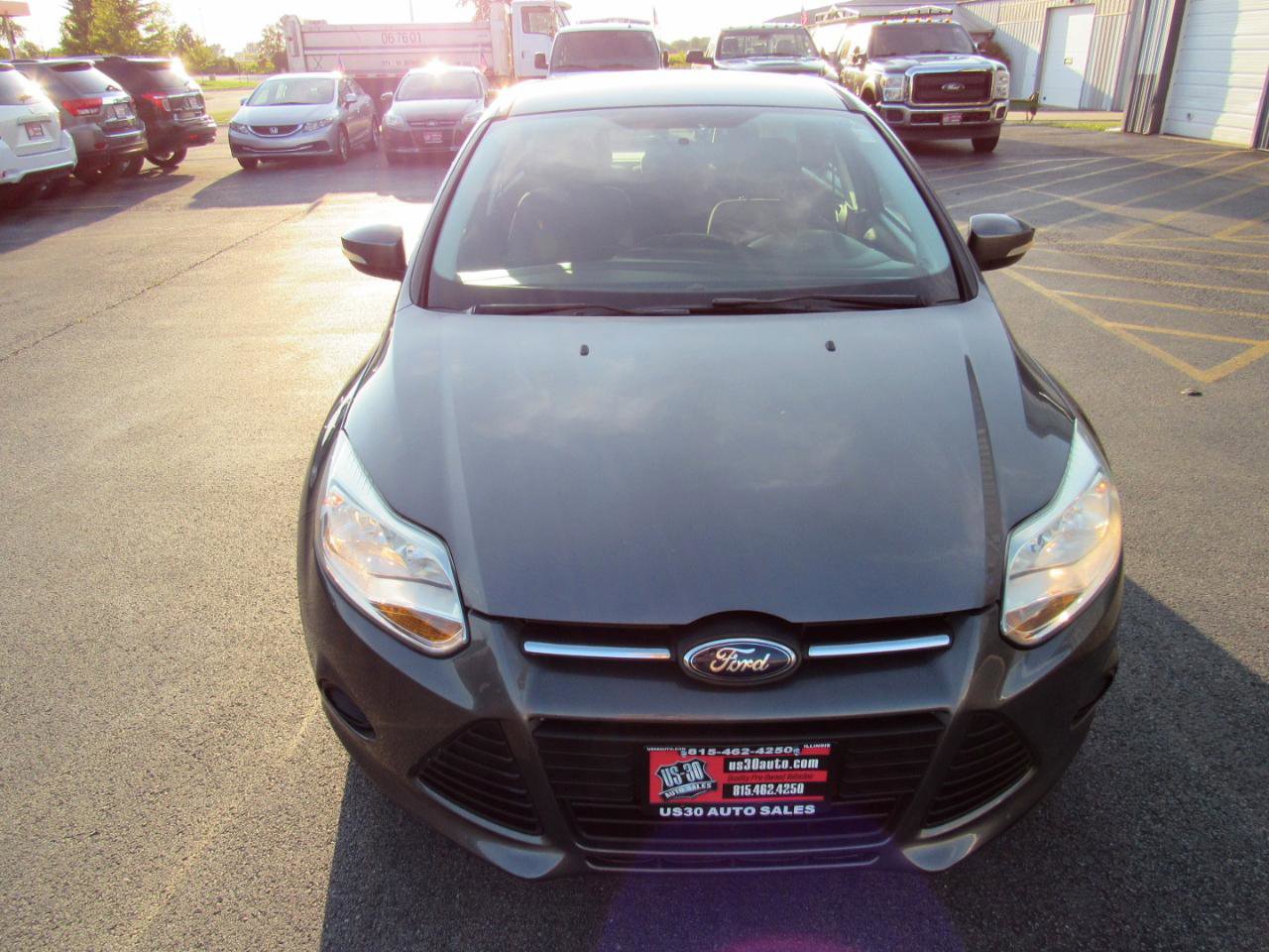 Used 2014 Ford Focus SE FWD image 9