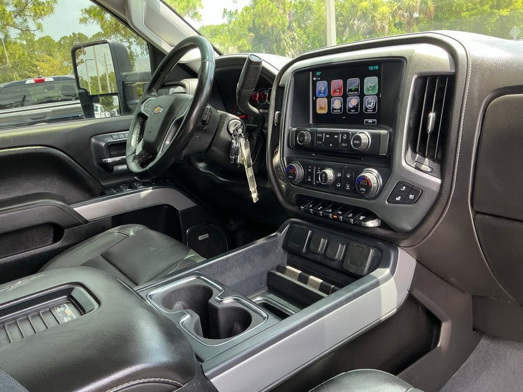 Used 2019 Chevrolet Silverado 2500 LTZ w/ Duramax Plus Package AWD/4WD image 25