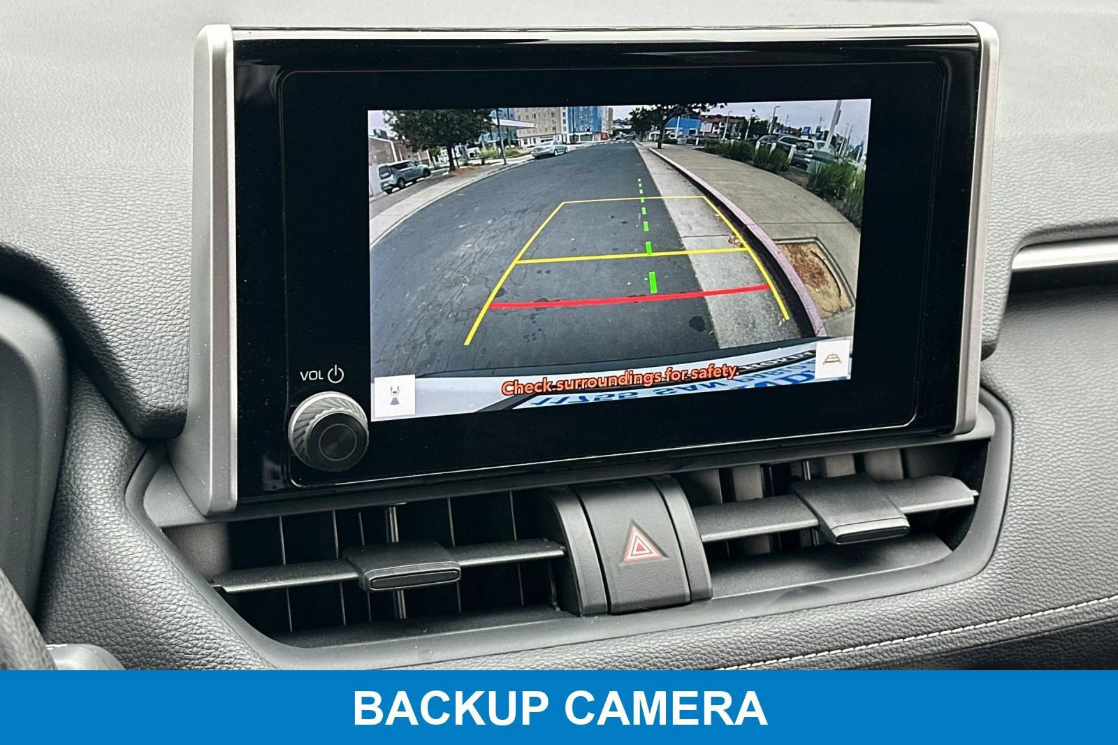 Used 2024 Toyota RAV4 LE AWD/4WD image 23