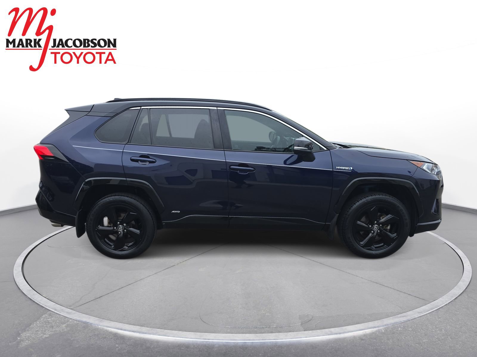 Used 2021 Toyota RAV4 XSE w/ XSE Grade Weather Package AWD/4WD image 4