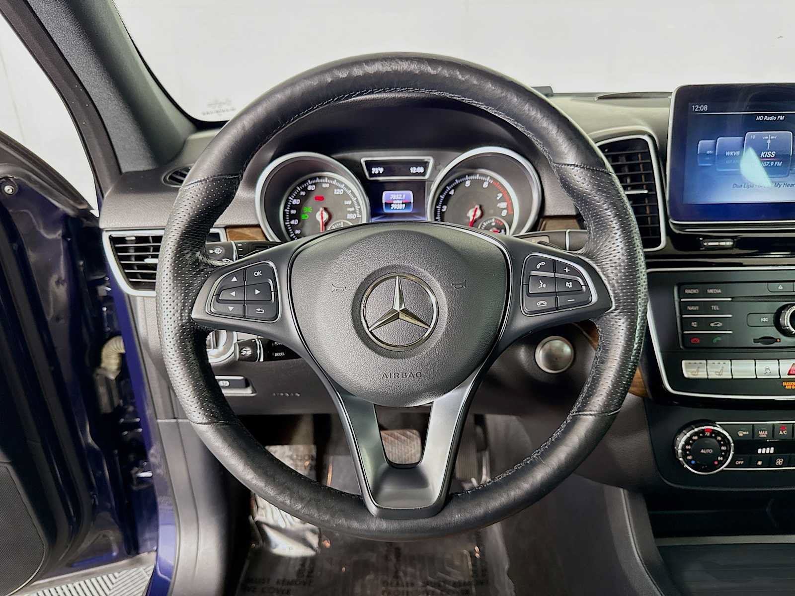 Used 2017 Mercedes-Benz GLE 350 4MATIC image 12