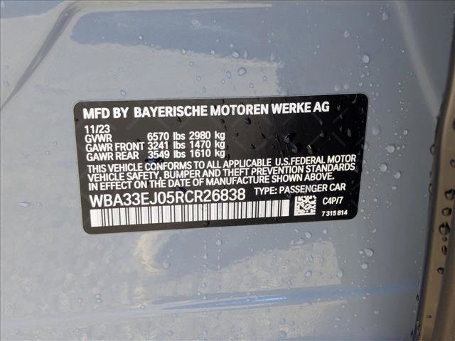 Certified 2024 BMW 760i xDrive w/ Premium Package 2 image 25