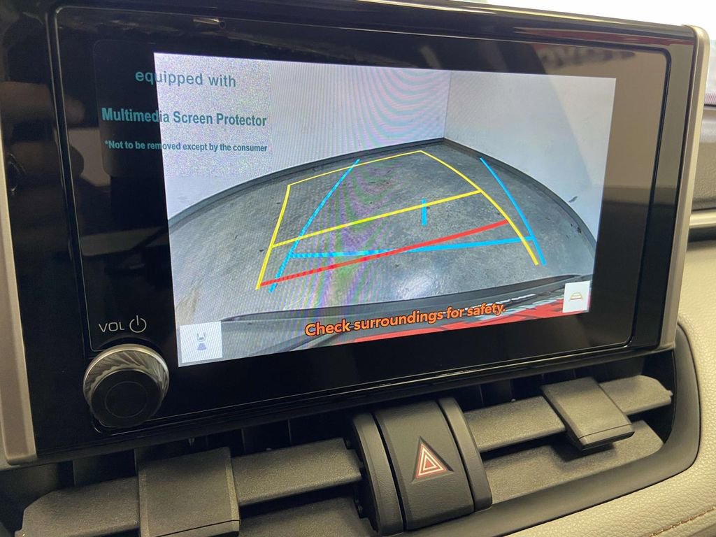 Used 2025 Toyota RAV4 XLE w/ Convenience Package AWD/4WD image 28