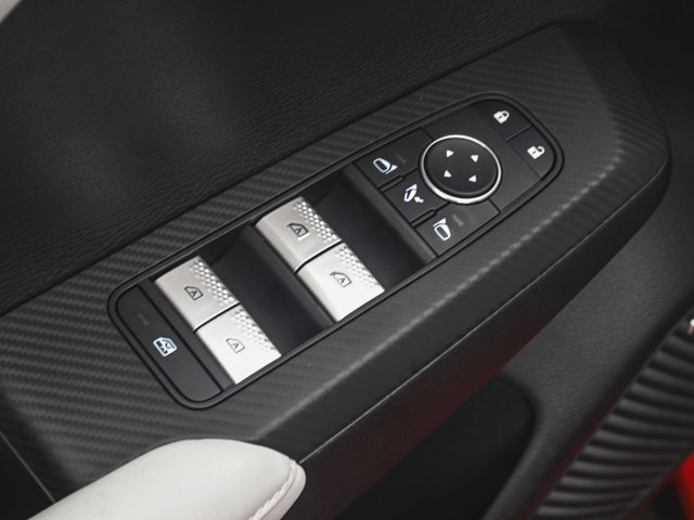 New 2025 Mitsubishi Outlander SEL image 9