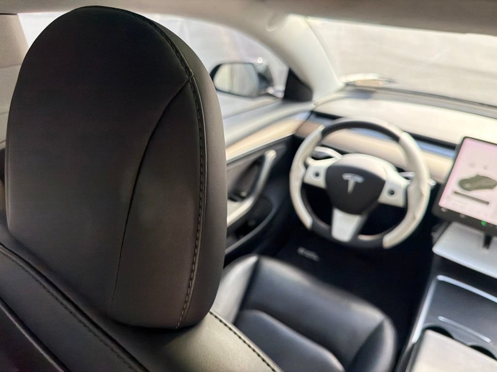 Used 2021 Tesla Model 3 Standard Range Plus RWD image 16