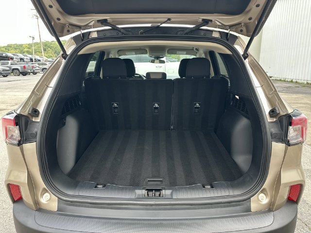 Used 2020 Ford Escape SE AWD/4WD image 28