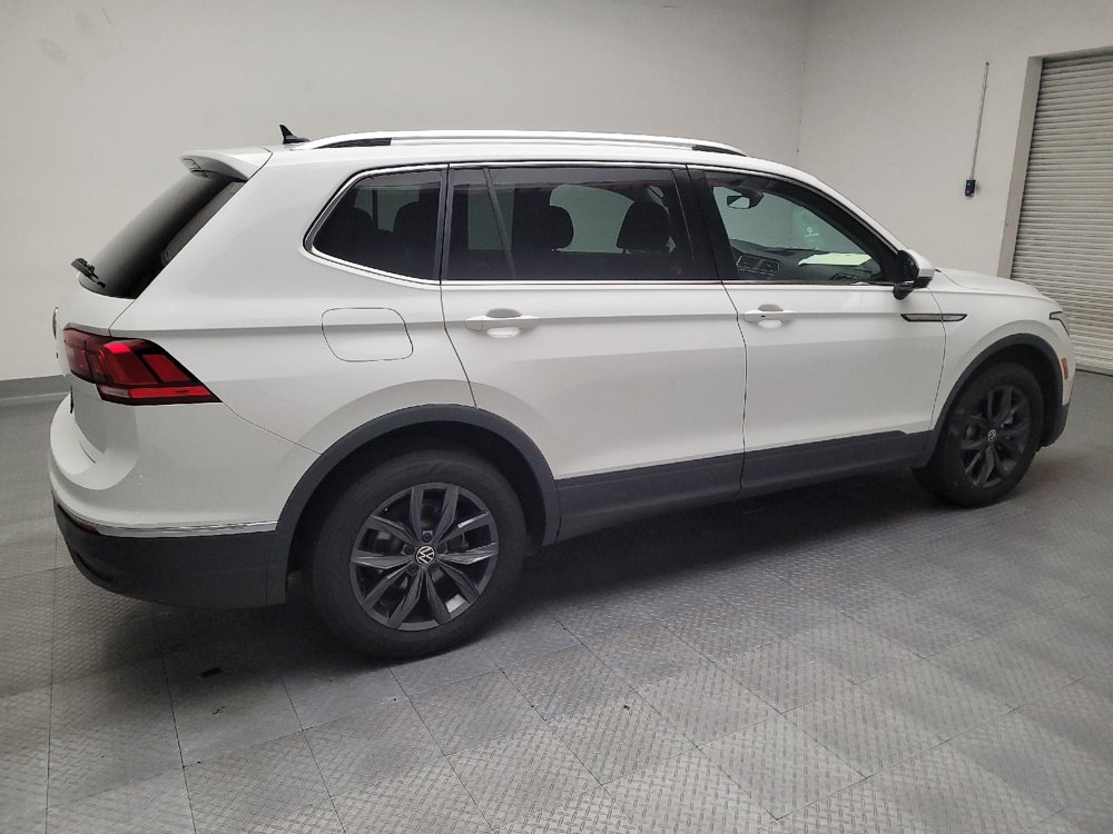 Used 2024 Volkswagen Tiguan SE image 10