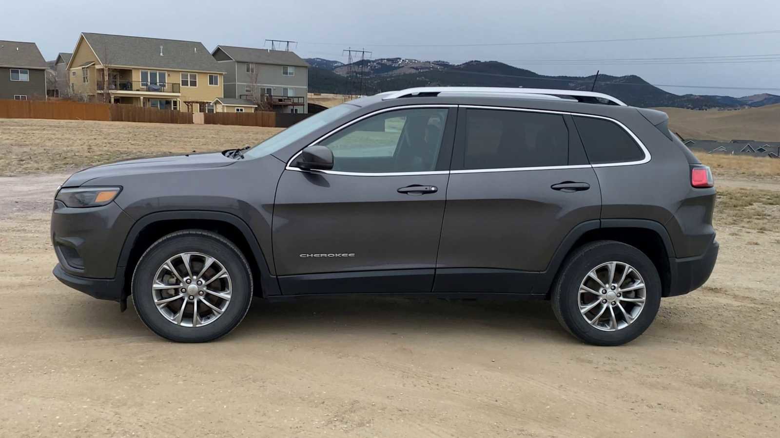 Used 2020 Jeep Cherokee Latitude Lux w/ Quick Order Package 26H Lux AWD/4WD image 5