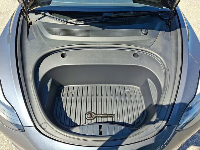 Used 2023 Tesla Model 3 Standard Range RWD image 30