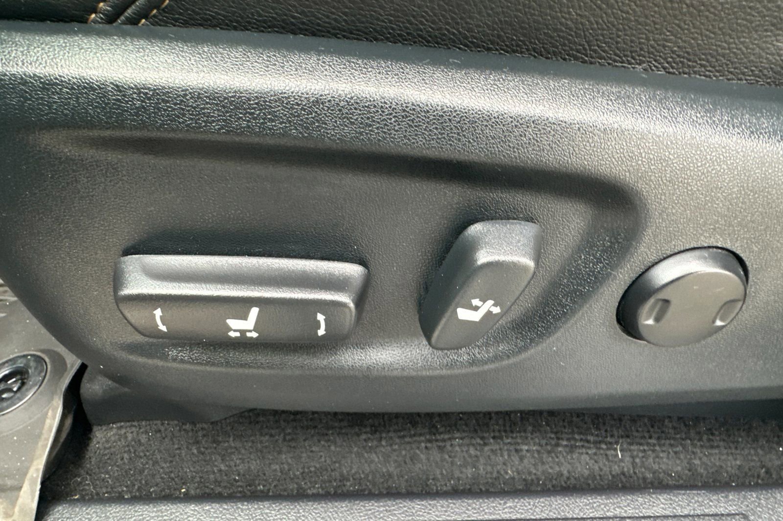 Used 2023 Toyota 4Runner 40th Anniversary SE image 12