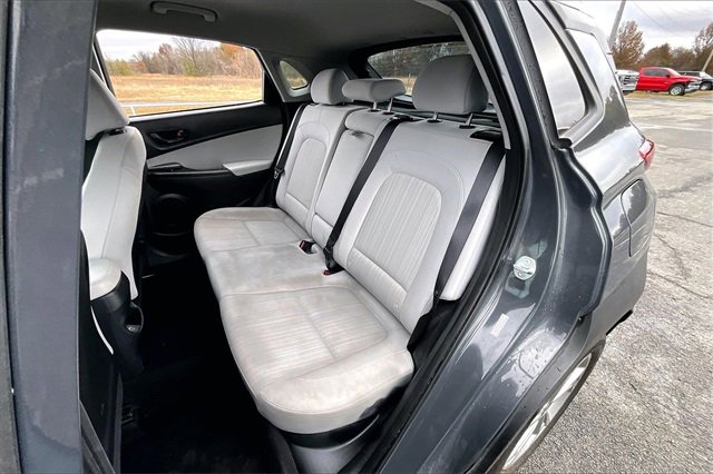 Used 2023 Hyundai Kona SEL image 22