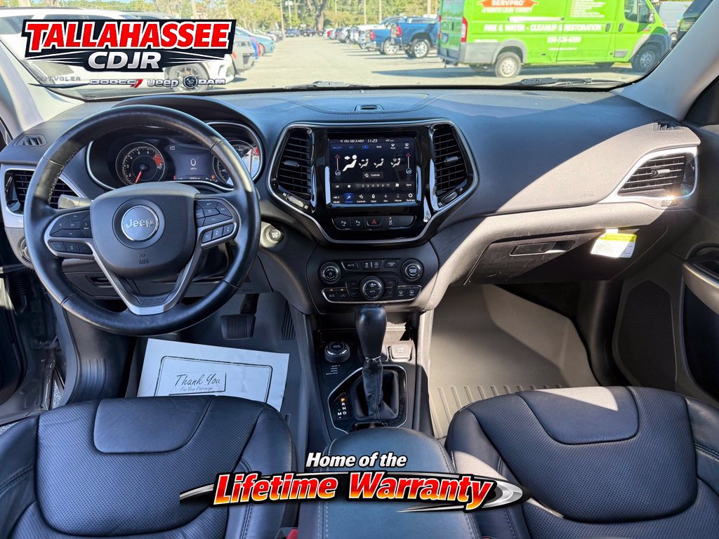 Used 2021 Jeep Cherokee Limited w/ Elite Package AWD/4WD image 32