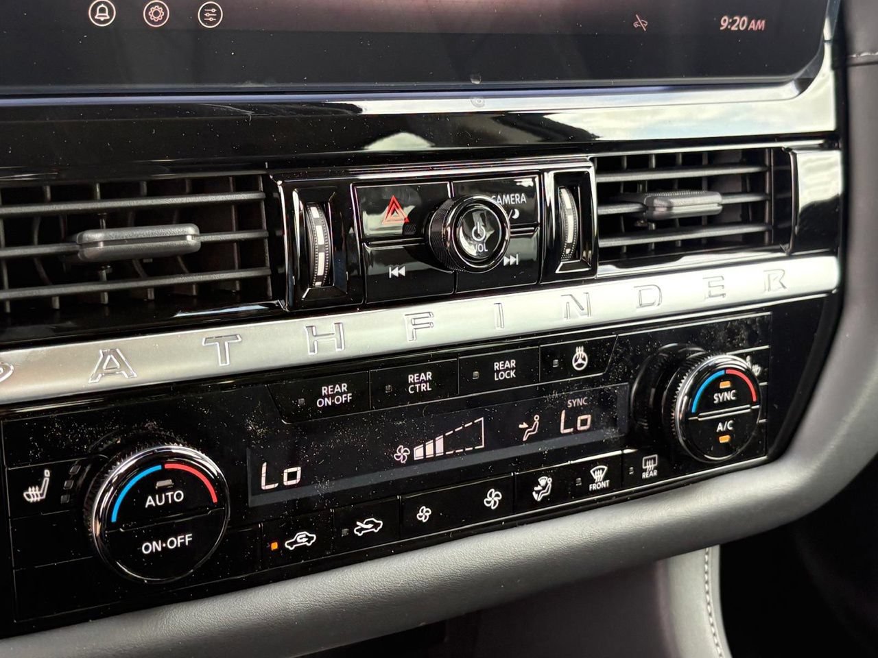 New 2026 Nissan Pathfinder SL FWD image 16