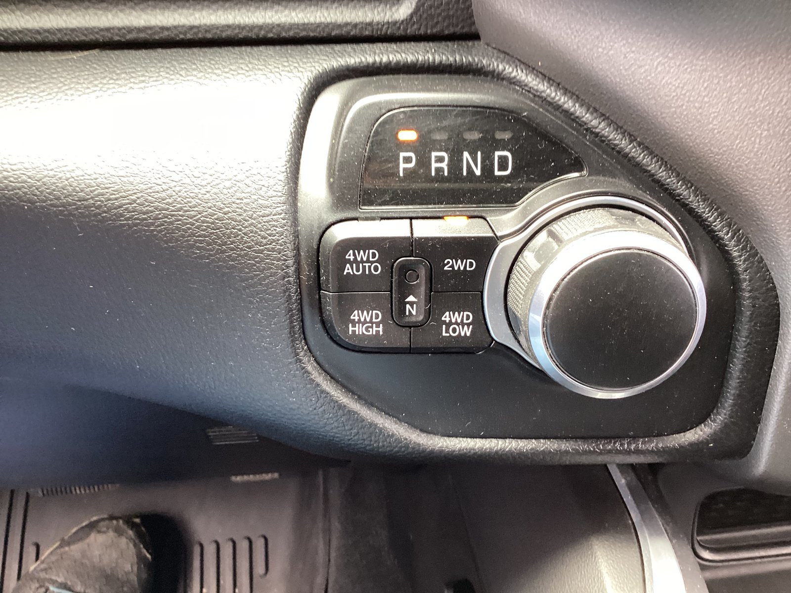 Used 2024 RAM 1500 Big Horn AWD/4WD image 15