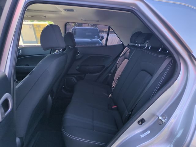 Used 2024 Hyundai Venue SEL FWD image 28