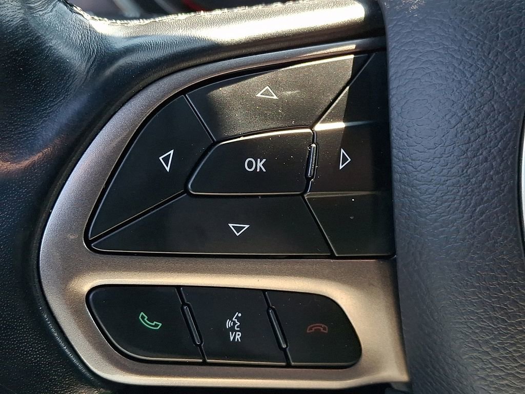 Used 2020 Dodge Charger SXT w/ Leather Interior Group image 24