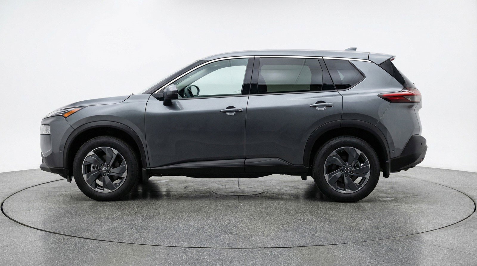 Used 2025 Nissan Rogue SV image 5