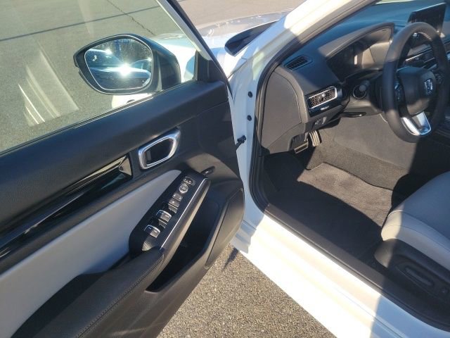 Used 2025 Honda Civic Sport image 13