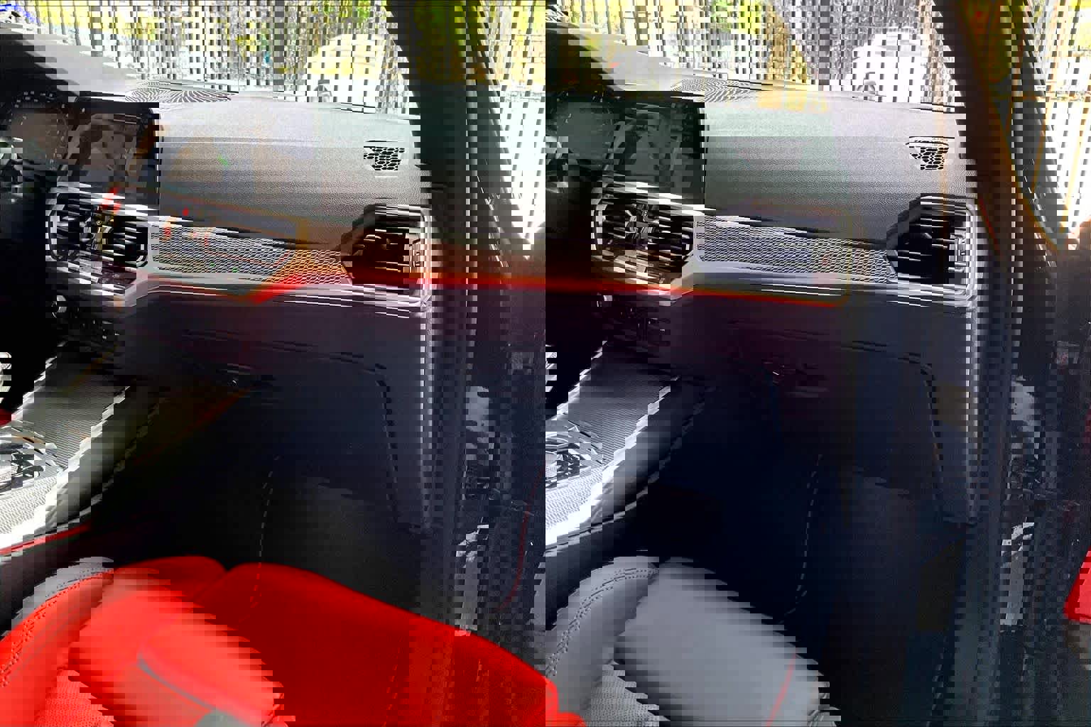 Used 2022 BMW M4 xDrive Competition w/ Executive Package image 17