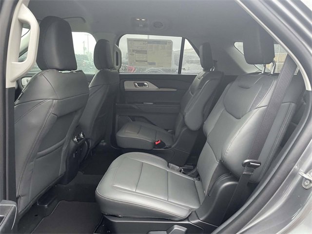New 2026 Ford Explorer Active w/ Active Comfort Package image 11
