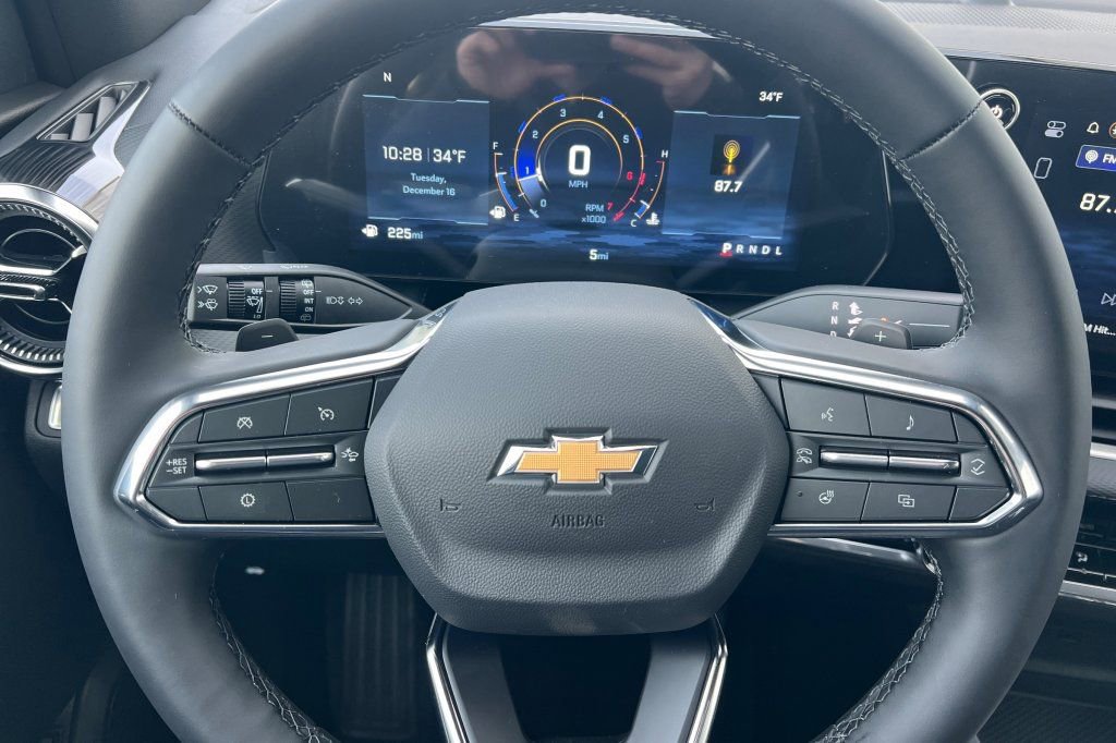 New 2026 Chevrolet Equinox LT w/ Convenience Package II image 21