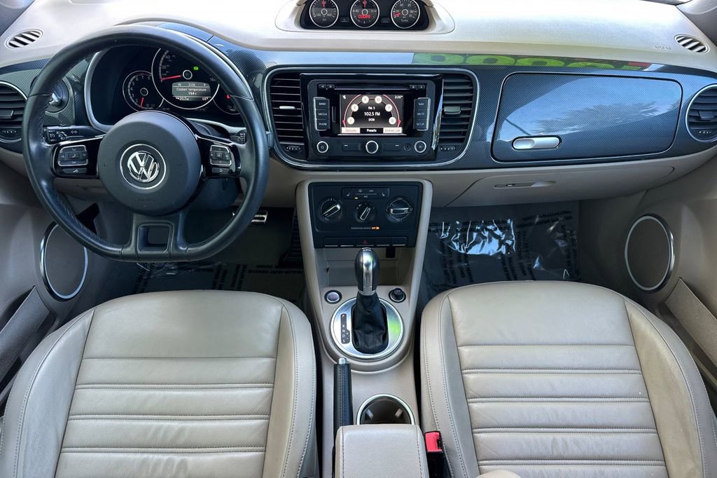 Used 2013 Volkswagen Beetle 2.0T image 12