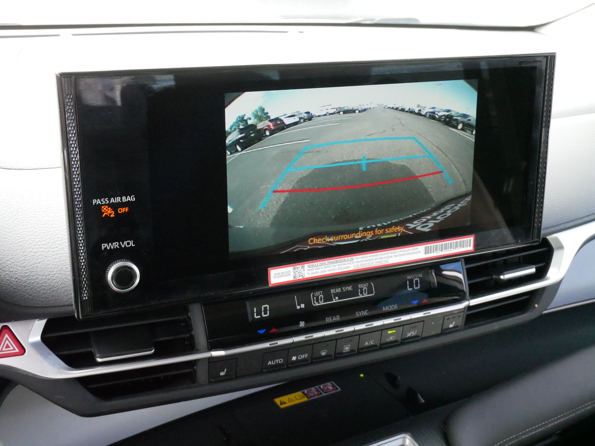 Used 2025 Toyota Sienna XLE w/ XLE Plus Package AWD/4WD image 31