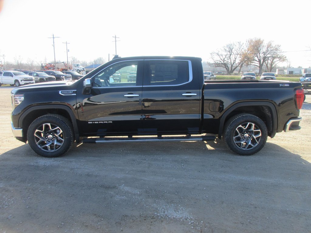 New 2026 GMC Sierra 1500 SLT w/ SLT Premium Plus Package image 10