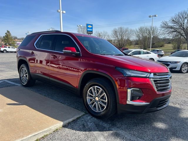 Used 2023 Chevrolet Traverse LT image 4