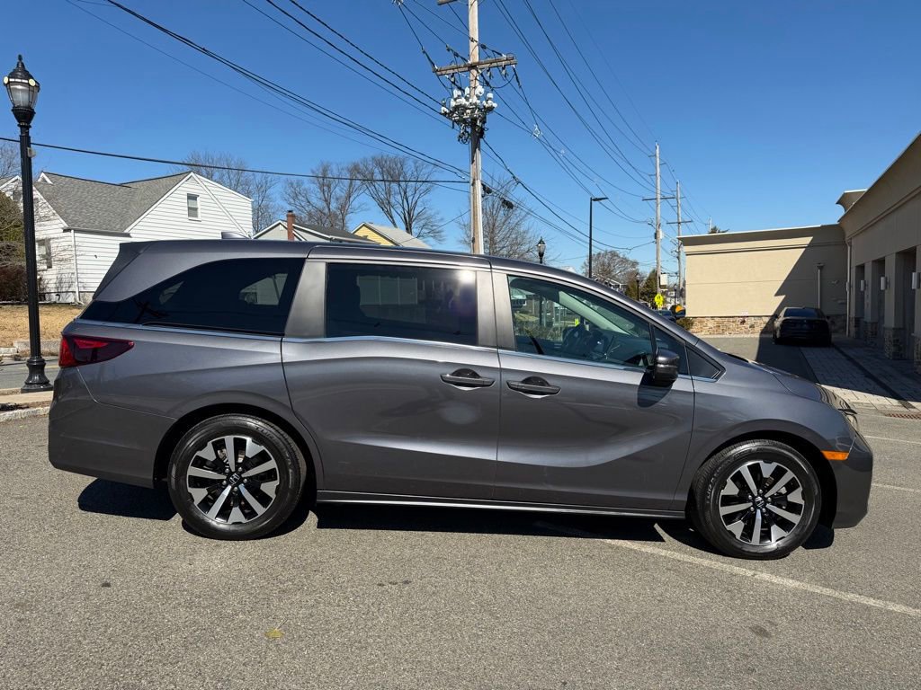 Used 2025 Honda Odyssey EX-L image 8
